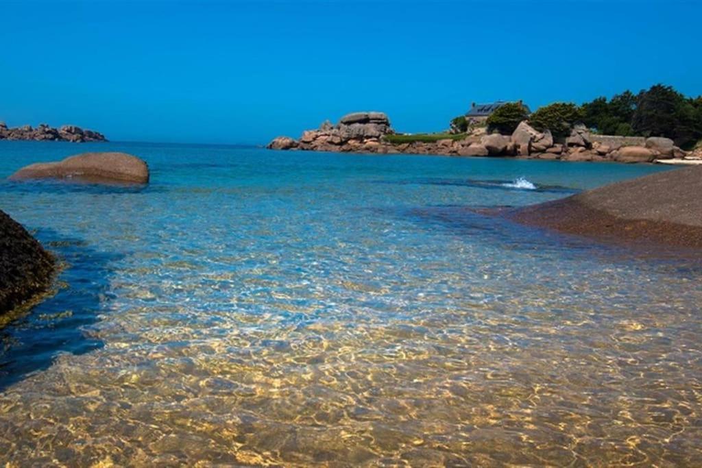 Maison - Villa Bord De Mer, Cote De Granit Rose Perros-Guirec Exterior foto